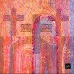 Drei Kreuze, Farben sind ineinander verwoben, blau, rot, pink, hellblau, schwarz, wirkt wie eine Holzmasserung